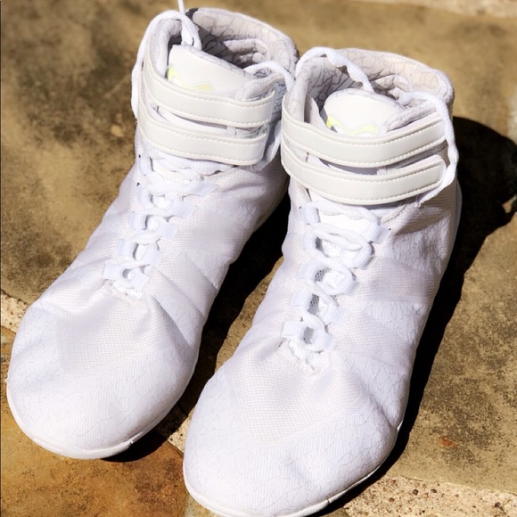 high top cheer shoes